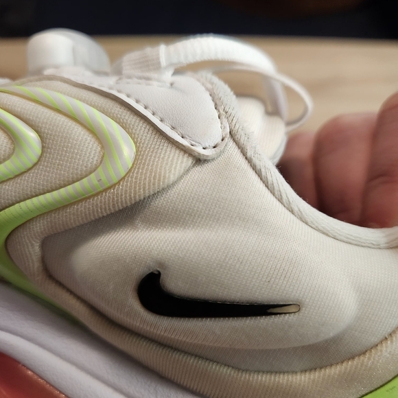 Nike White and Light Green Athletic Shoes - Picture 4 of 4